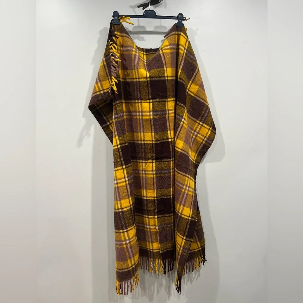 LK New Vintage Wool Stadium Game Day Throw Blanket 50x50 Faribo MN Maroon Gold - Picture 9 of 13